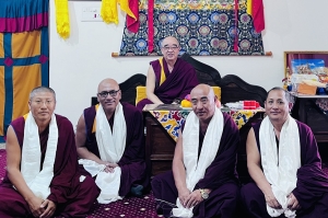 ཕྱག་མཛོད་སྐབས་ཉེར་བཞི་པའི་ལས་ཁུར་དབུ་ཚུགས།