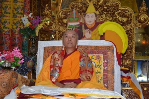 སེར་བྱེས་གྲྭ་ཚང་གི་མཁན་པོ་གསར་པ་ཁྲི་འདོན་བྱས།